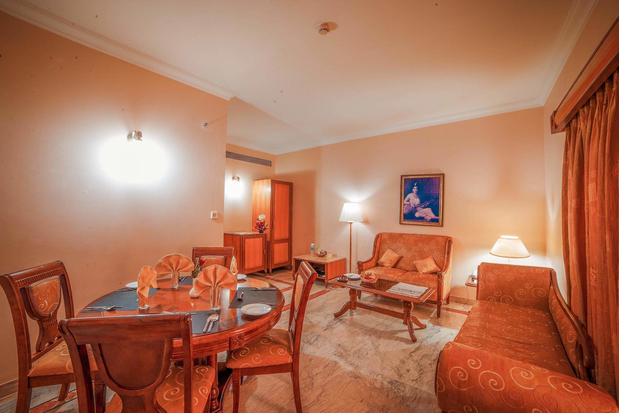 Raj Park Hotel Chennai Exterior photo