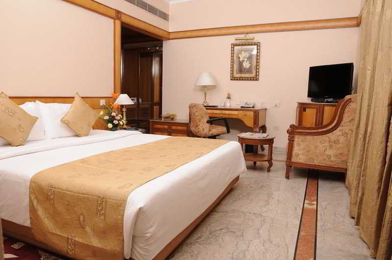 Raj Park Hotel Chennai Exterior photo