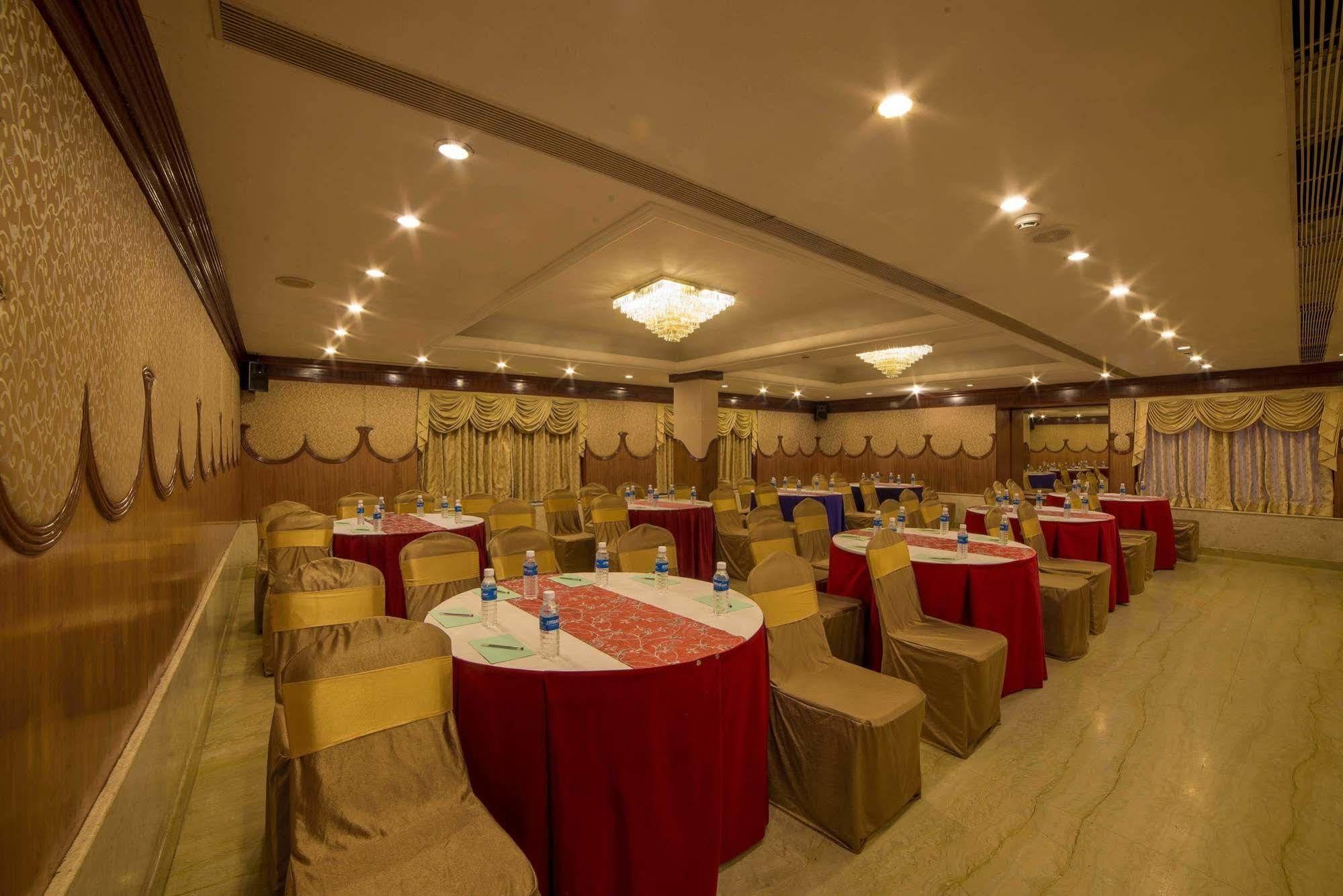 Raj Park Hotel Chennai Exterior photo