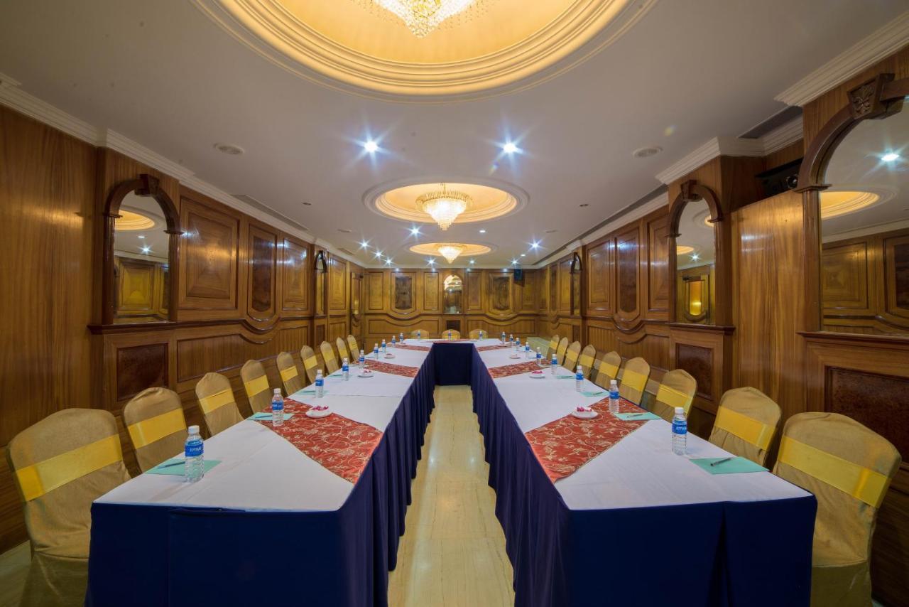 Raj Park Hotel Chennai Exterior photo