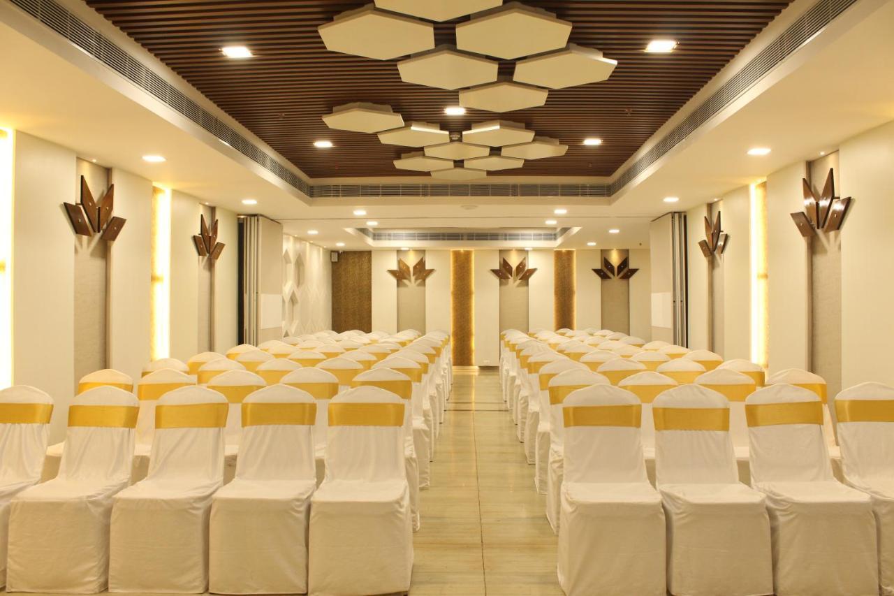 Raj Park Hotel Chennai Exterior photo